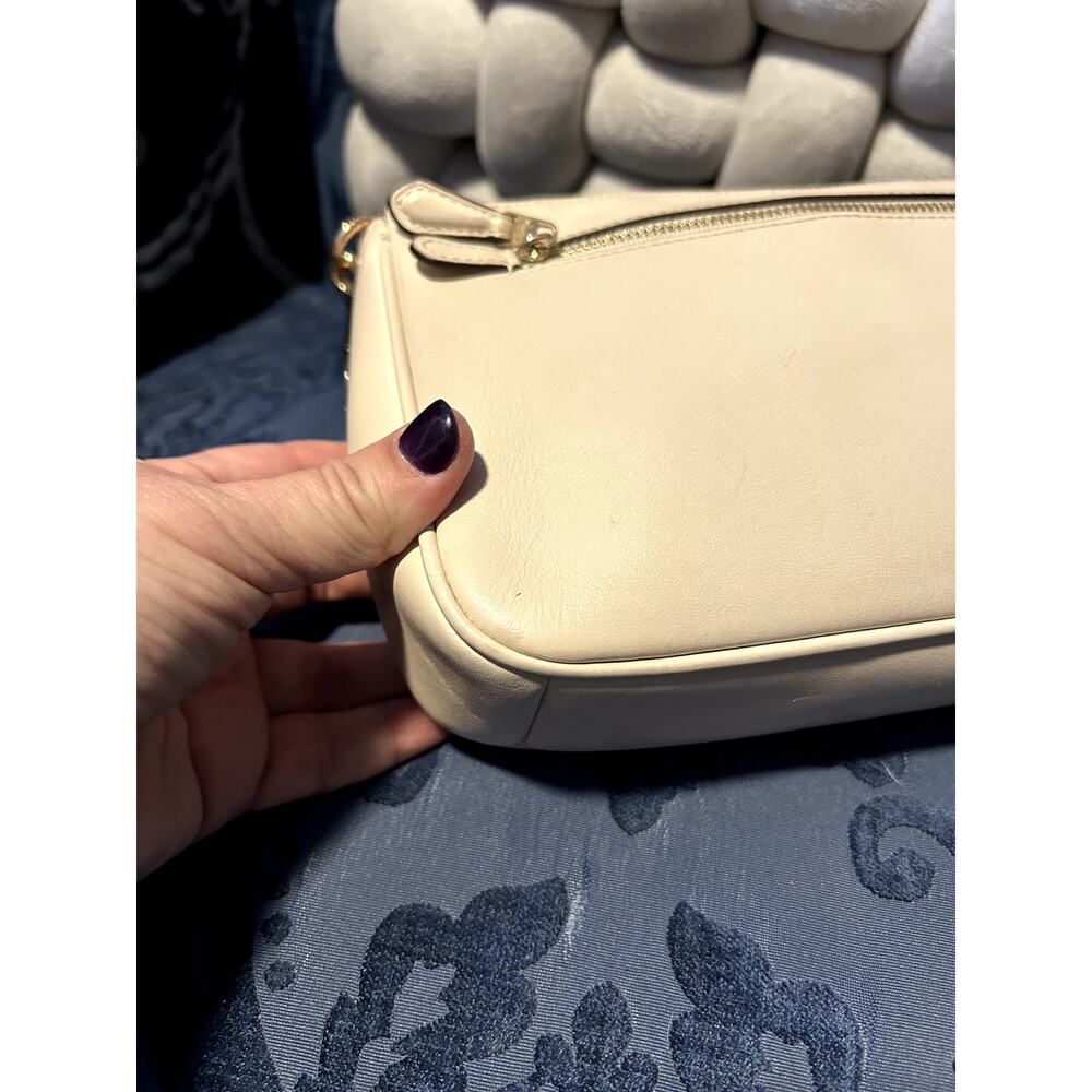 Coach Nolita Wristlet 22 with Cut Out Tea Rose Chalk Ivory - Picture 6 of 13